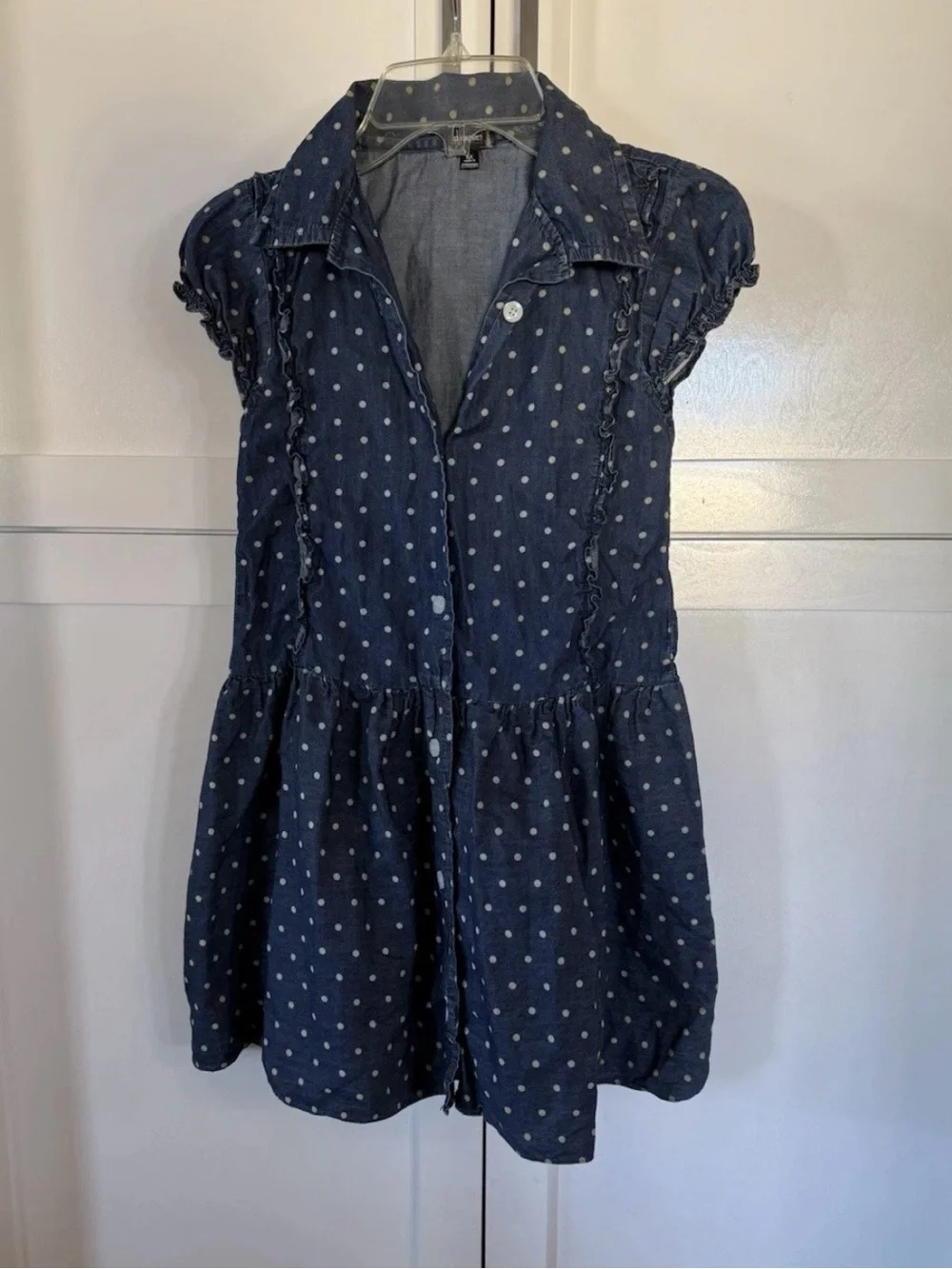 lot girls dress Size 7/8 Are 4